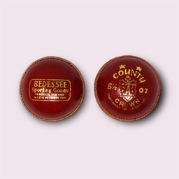 COUNTY CROWN CRICKET BALL LEATHER Red 156g