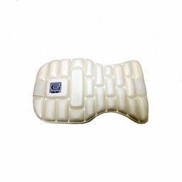 GRADDIGE CRICKET CHEST GUARD